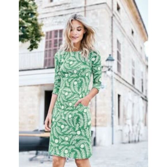 Boden | Soft Green Botanical Floral Dress w/ Pockets | Size 18L - Picture 1 of 5